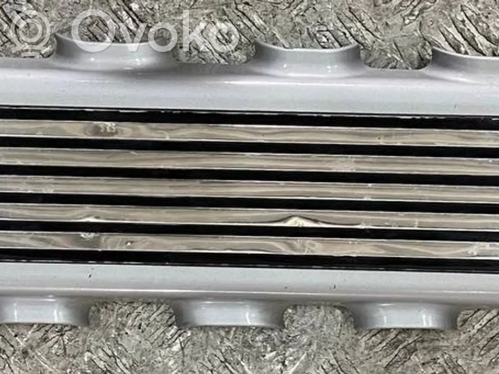 BMW 7 E65 E66 Engine cover (trim) 