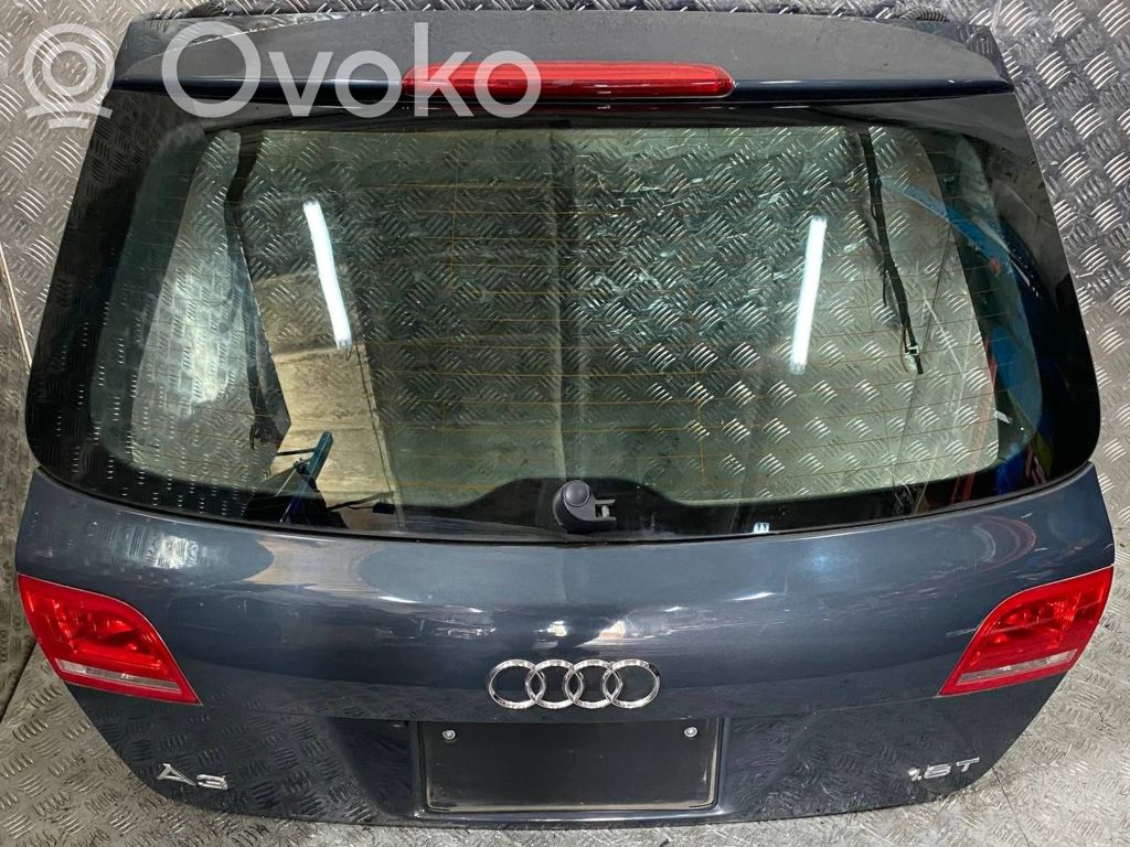 Audi A3 S3 8P Tailgate/trunk/boot lid 