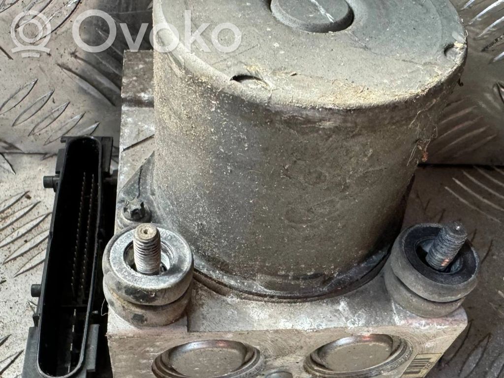 Maserati Quattroporte ABS-pumppu 