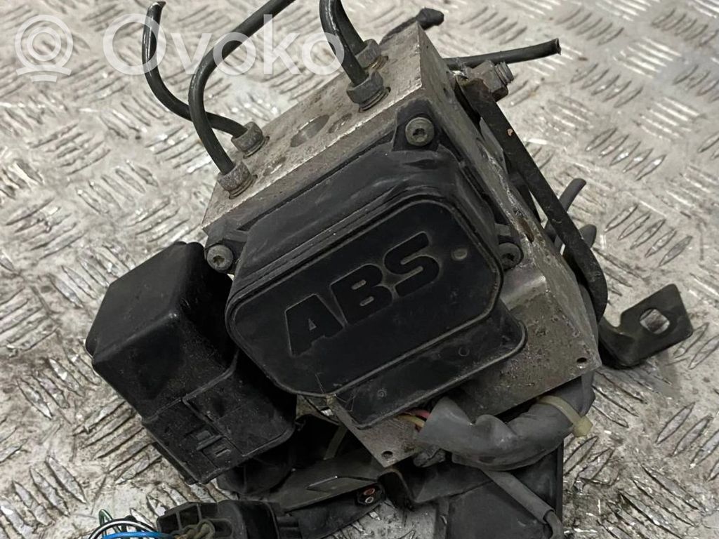 Mitsubishi Pajero ABS bloks 