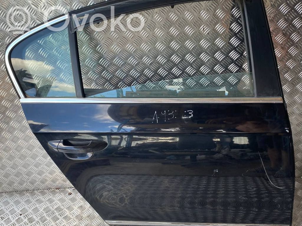 Volkswagen PASSAT B6 Galinės durys 