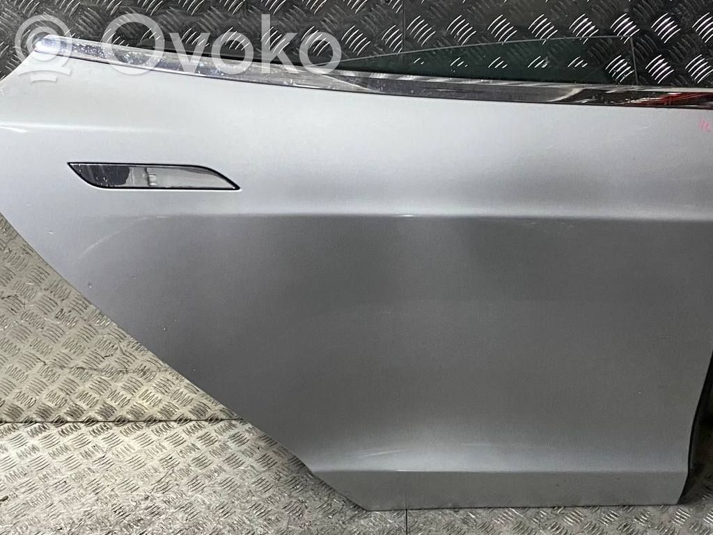 Rear door   MRKU6050065