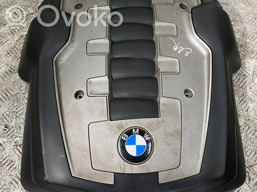 BMW 7 E65 E66 Variklio dangtis (apdaila) 