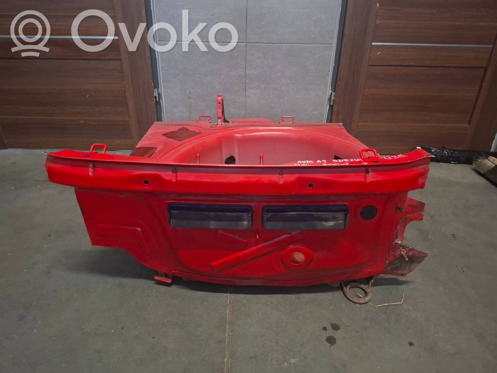 Trunk bottom trim panel