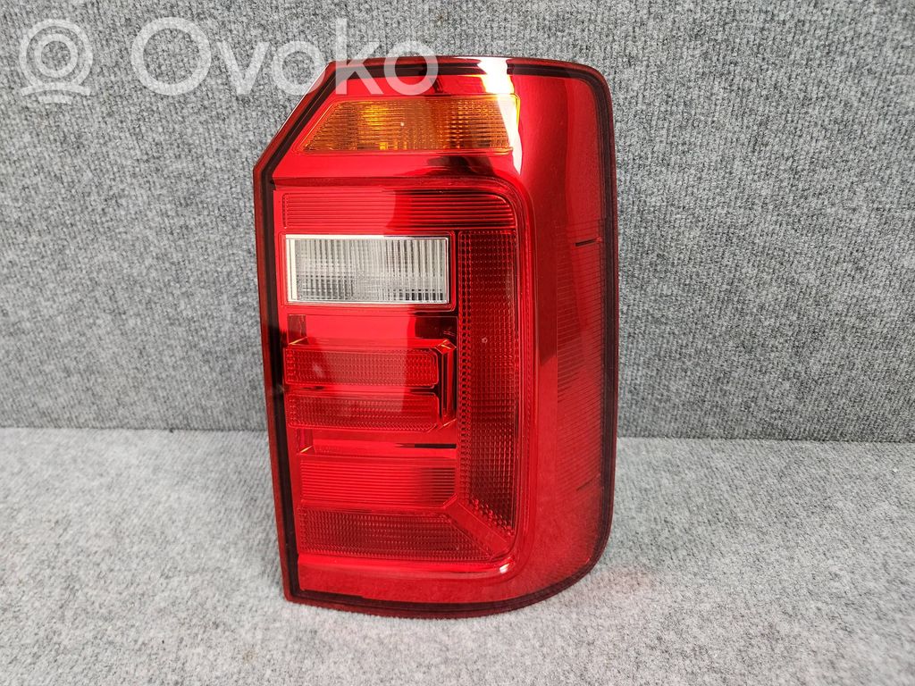 Volkswagen Caddy Lampa tylna 