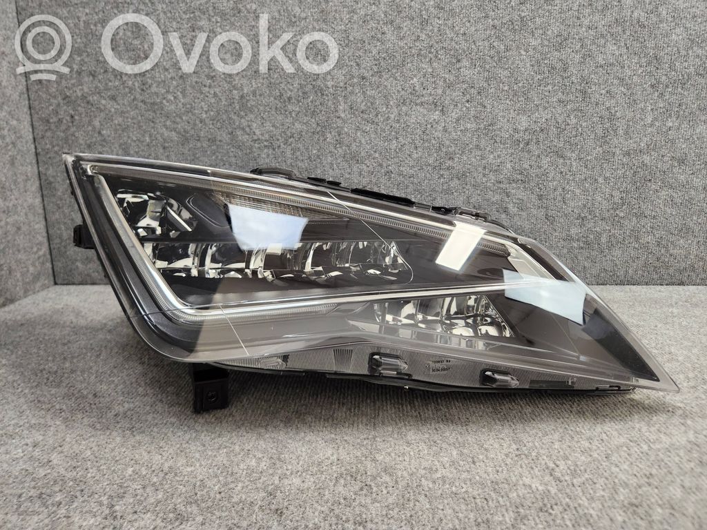 Seat Leon (5F) Lampa przednia 