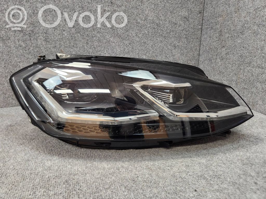 Volkswagen Golf VII Scheinwerfer 