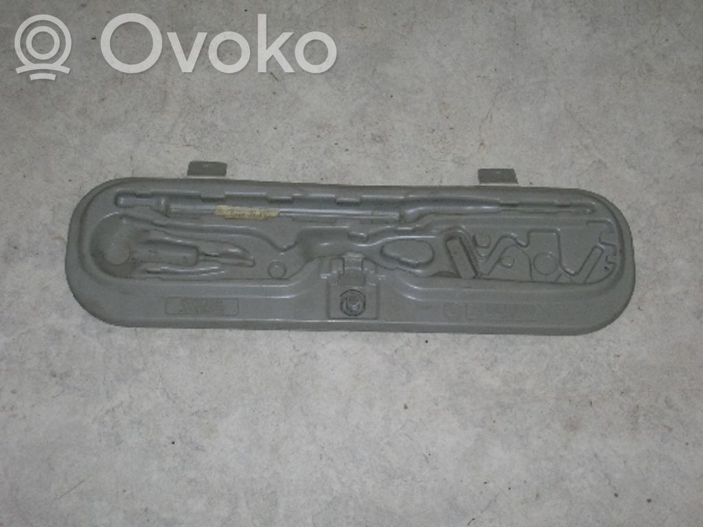 BMW 3 E36 Tool box 