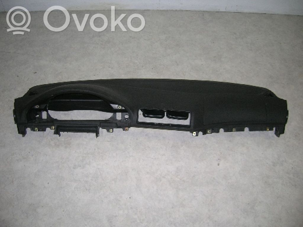 BMW 5 E39 Prietaisų skydelio apdaila 