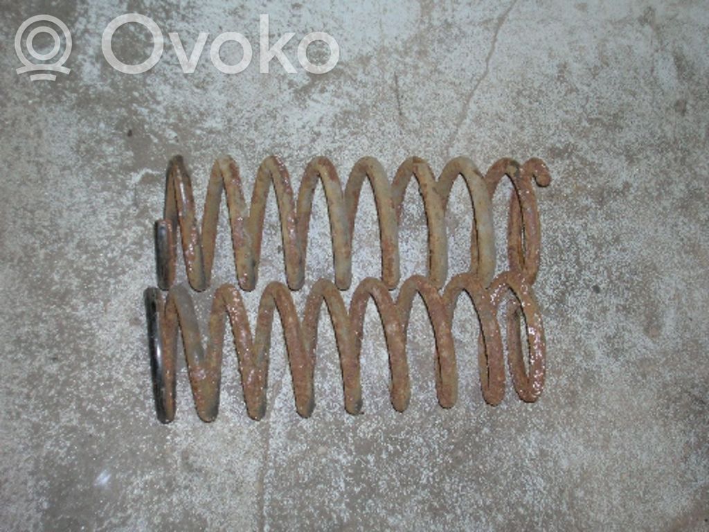BMW 7 E32 Takakierrejousi 