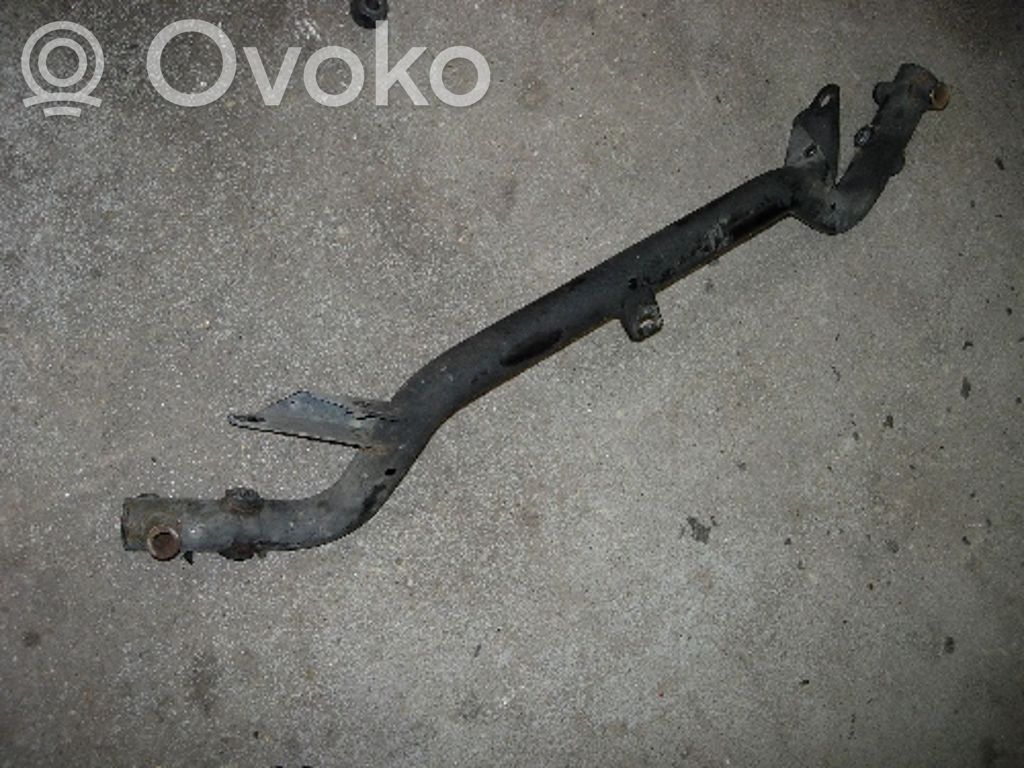 BMW 5 E34 Galinis traversas 