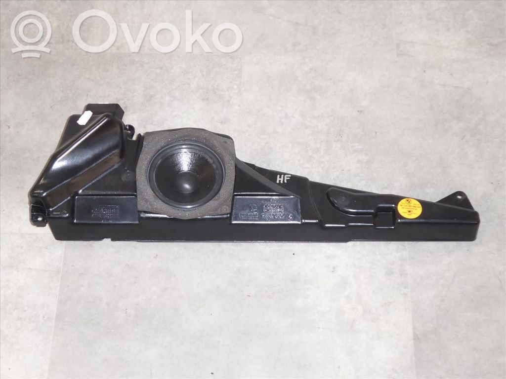BMW 5 E39 Altavoz de la puerta delantera 