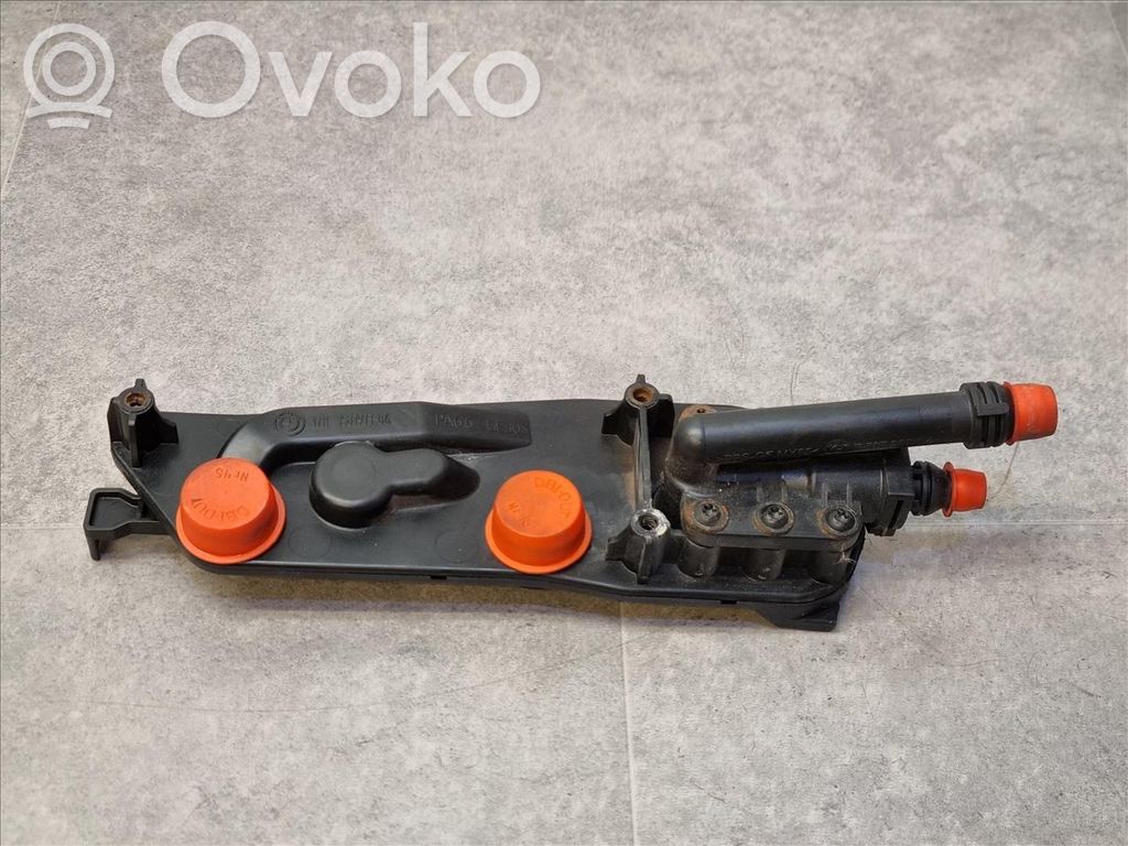 BMW 7 E65 E66 Radiator mount bracket 