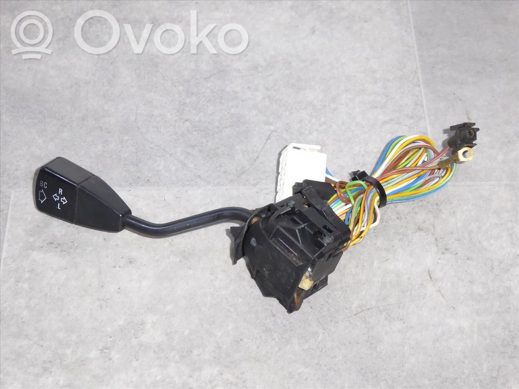 BMW 5 E34 Interruptor de control multifunción 