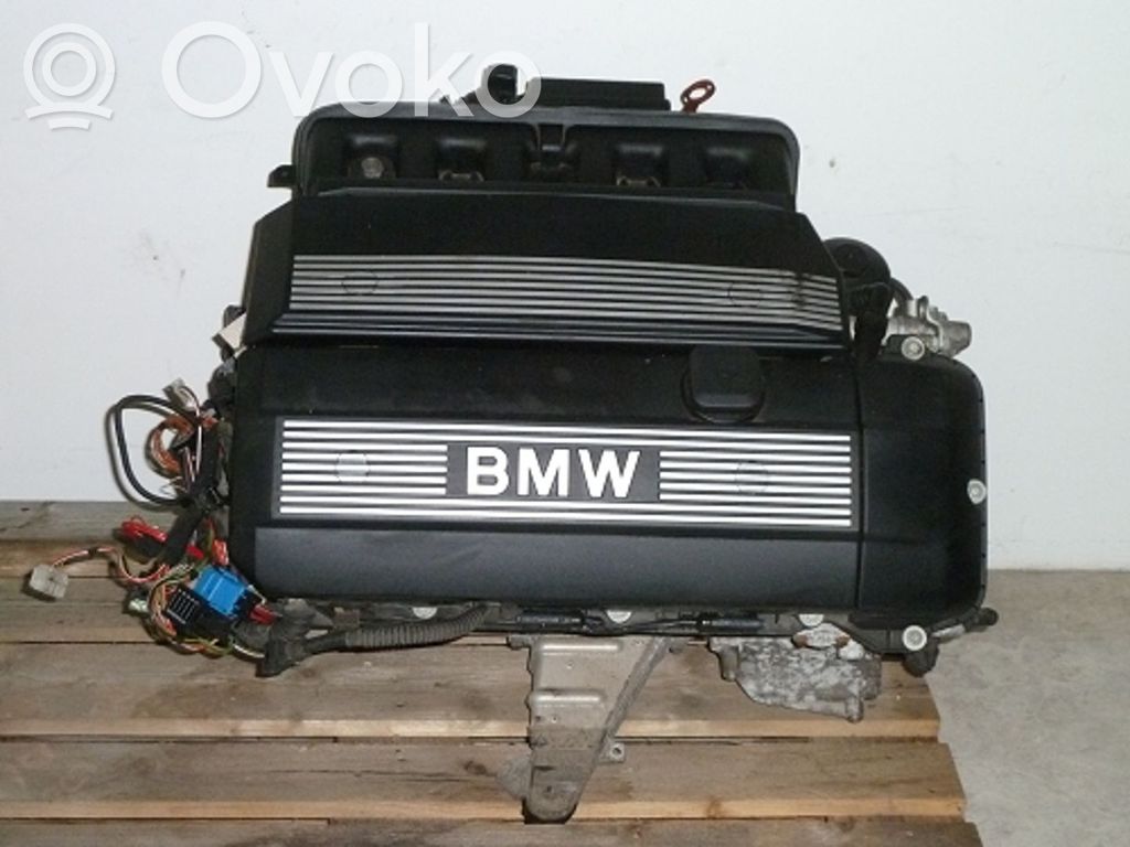 BMW 5 E39 Engine 