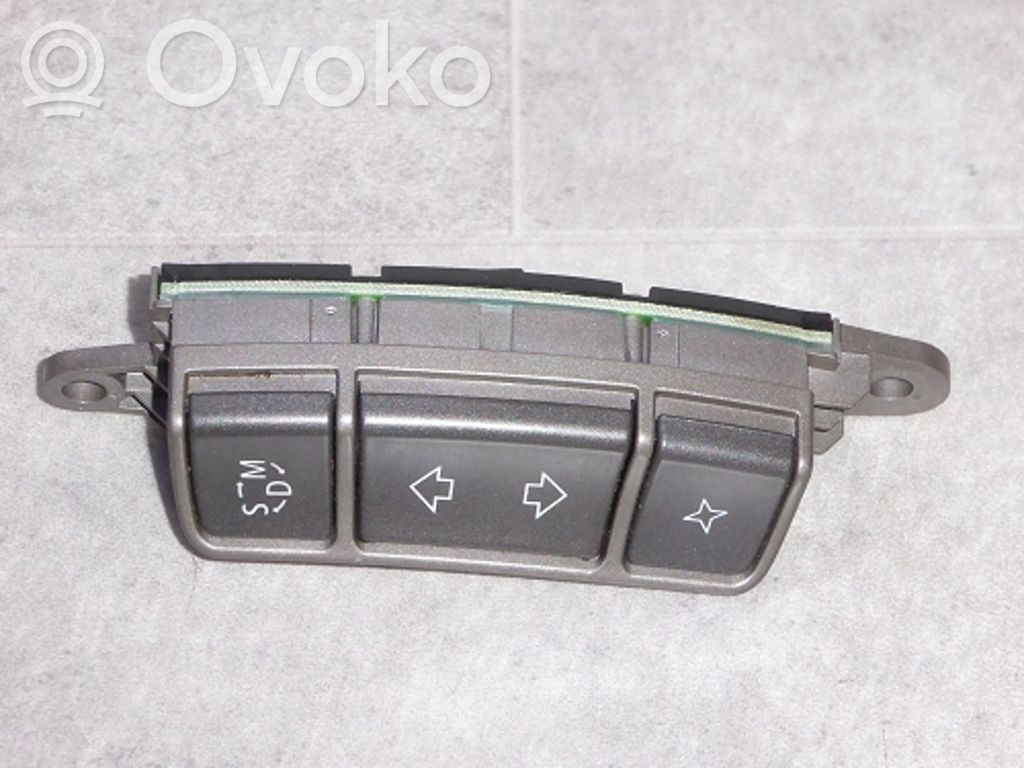 BMW 7 E65 E66 Boutons / interrupteurs volant 