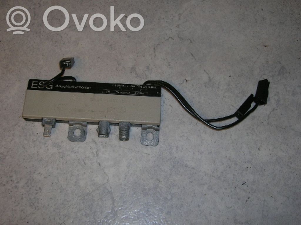 Antenos stiprintuvas   65241387751,65241387751