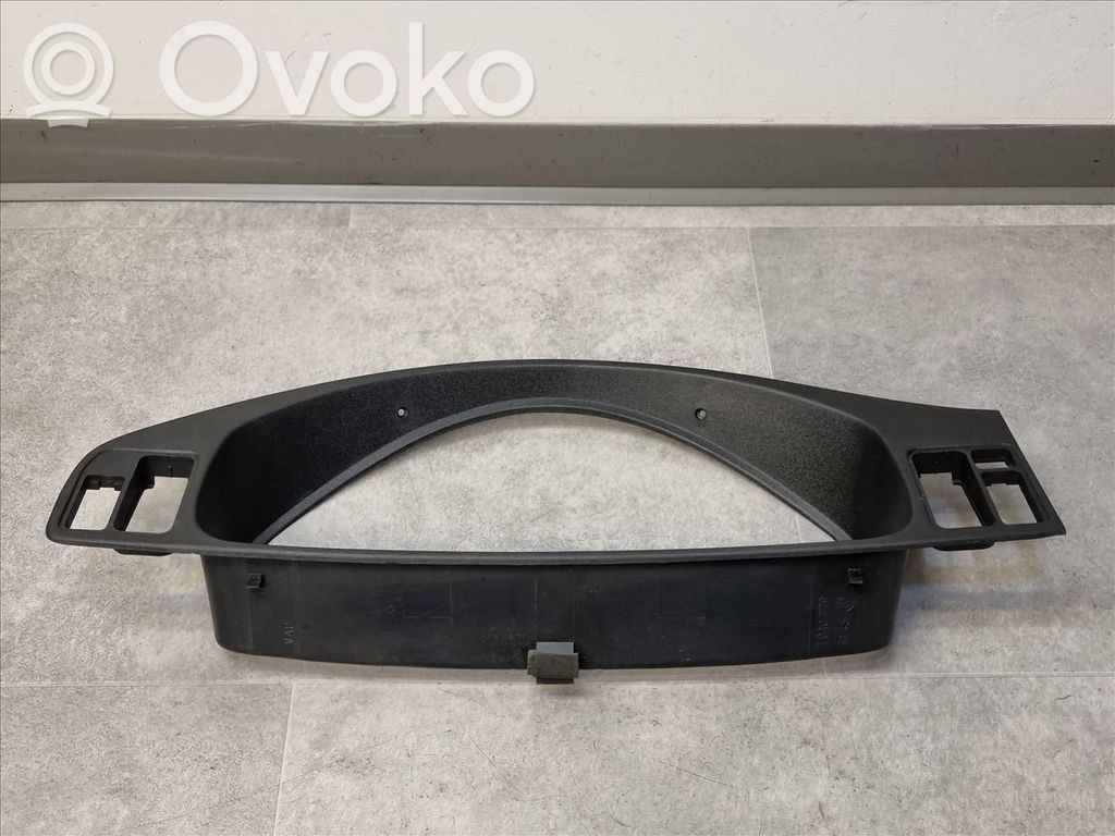 BMW 8 E31 Otras partes del panel de instrumentos 