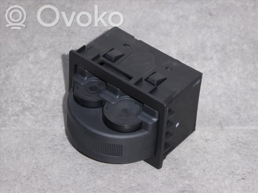 BMW 7 E38 Center console 