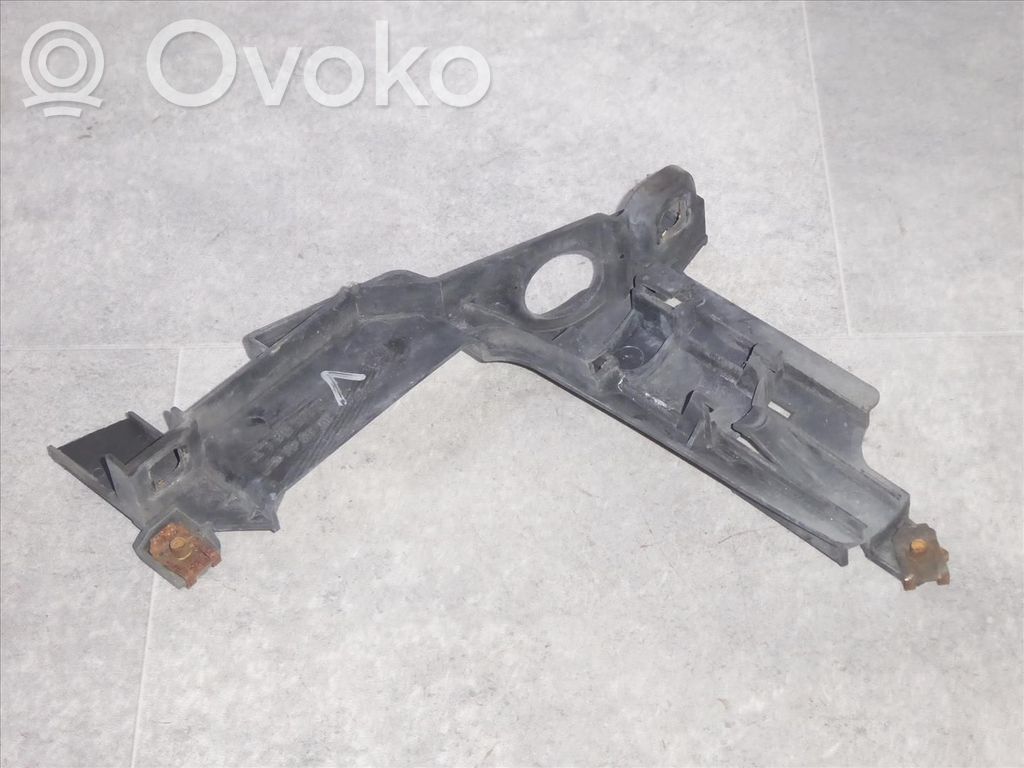 BMW 3 E46 Headlight/headlamp mounting bracket 