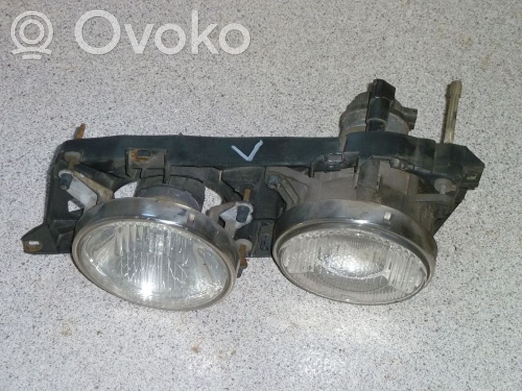 BMW 5 E34 Einzelteil Scheinwerfer 