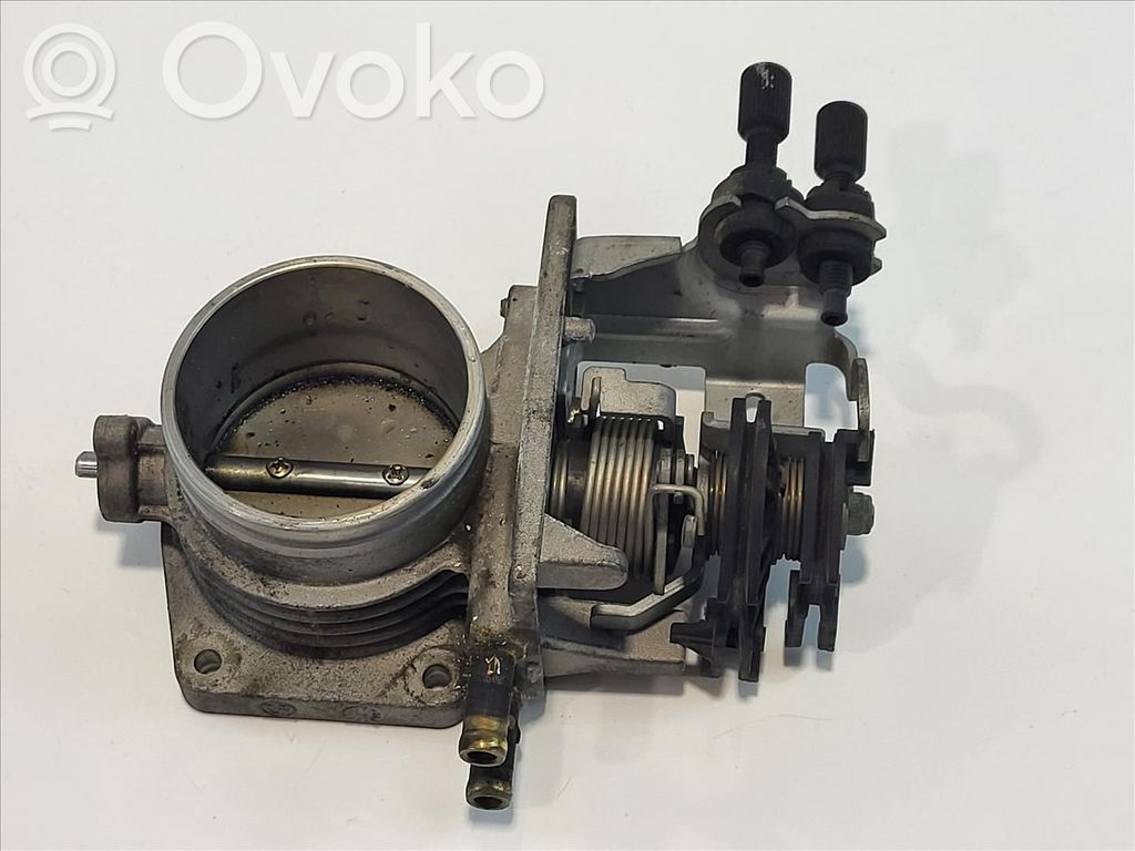 BMW 5 E39 Throttle body valve 