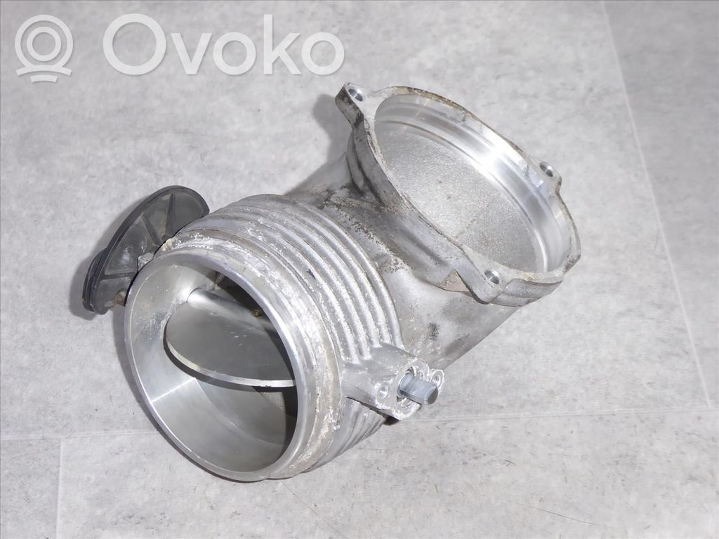 BMW 7 E38 Throttle body valve 