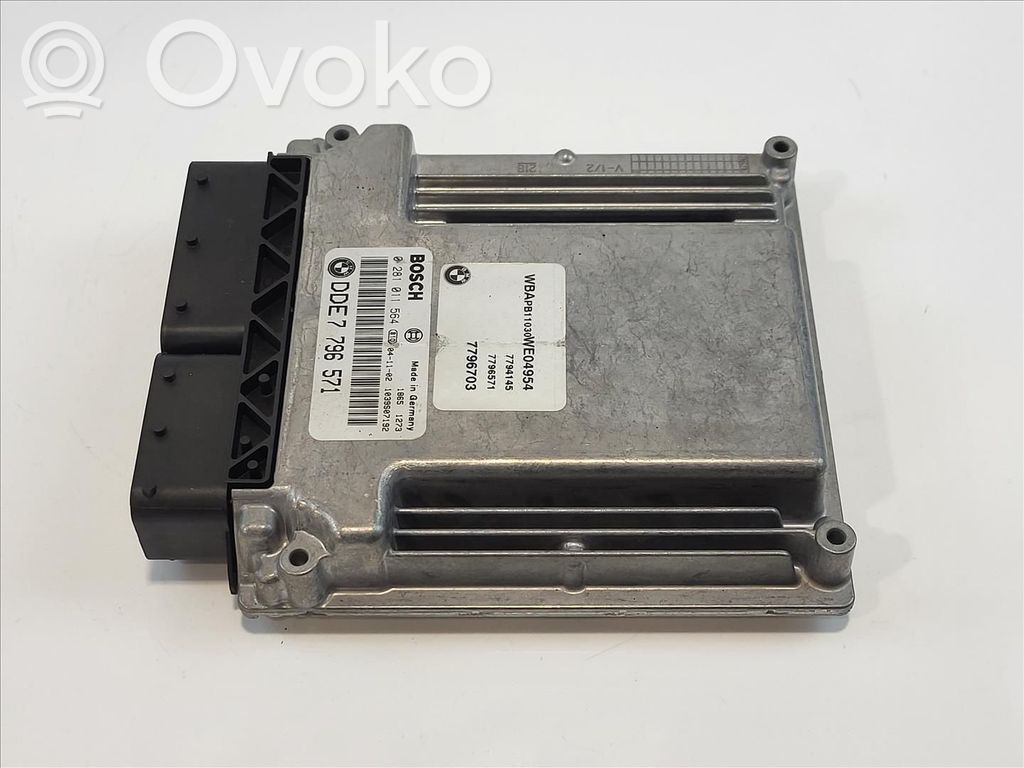 BMW X3 E83 Engine control unit/module 