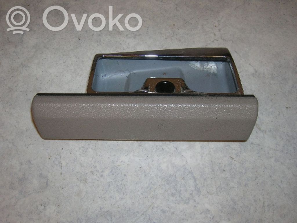 Ashtray (front)   51168148988,51168148988