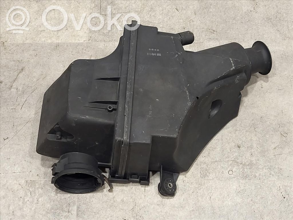 BMW 5 E39 Įsiurbimo rezonatorius 