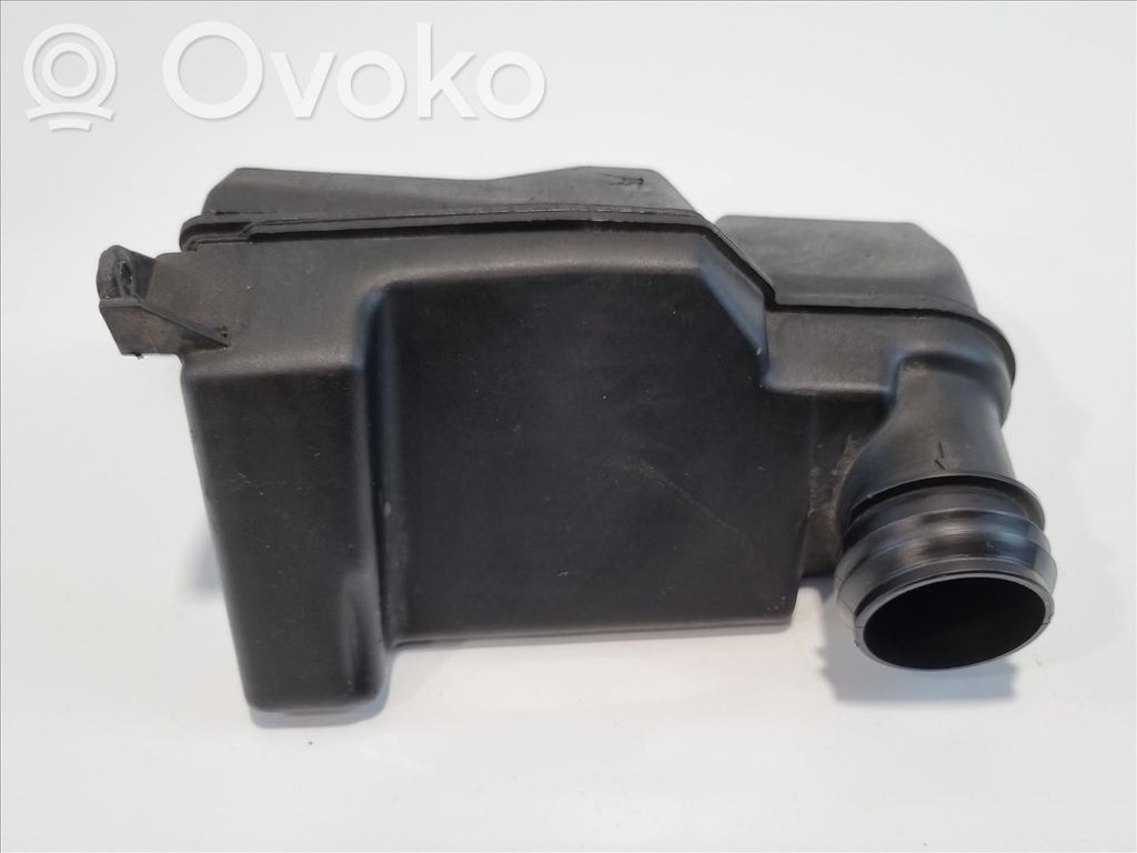 BMW 5 E39 Įsiurbimo rezonatorius 