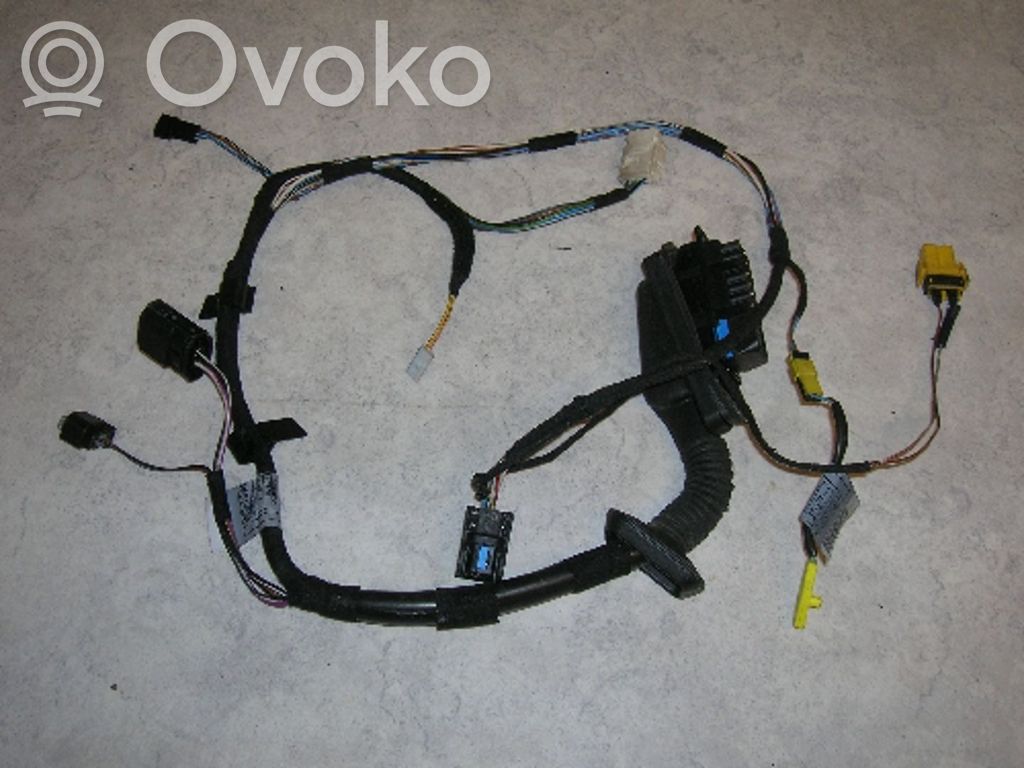 Cableado de puerta delantera   61128383103,61128383103