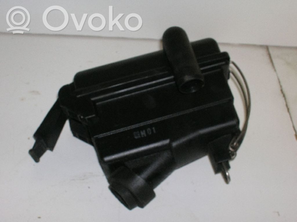 BMW 5 E34 Įsiurbimo rezonatorius 