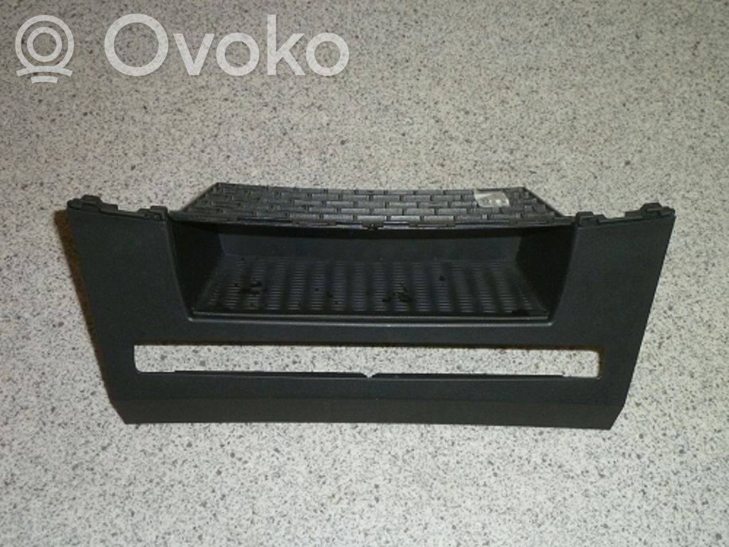 BMW 5 E60 E61 Panelės apdailos skydas (centrinis) 