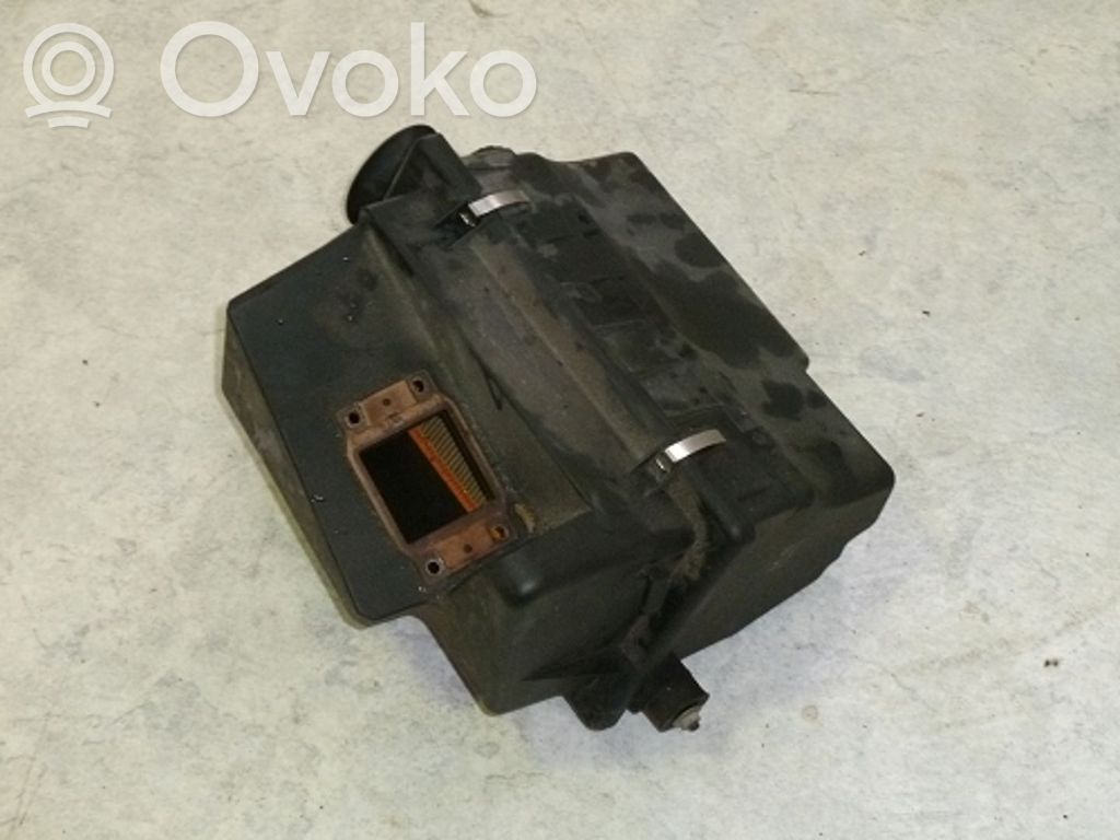 BMW 5 E34 Ansaugdämpfer Resonator 
