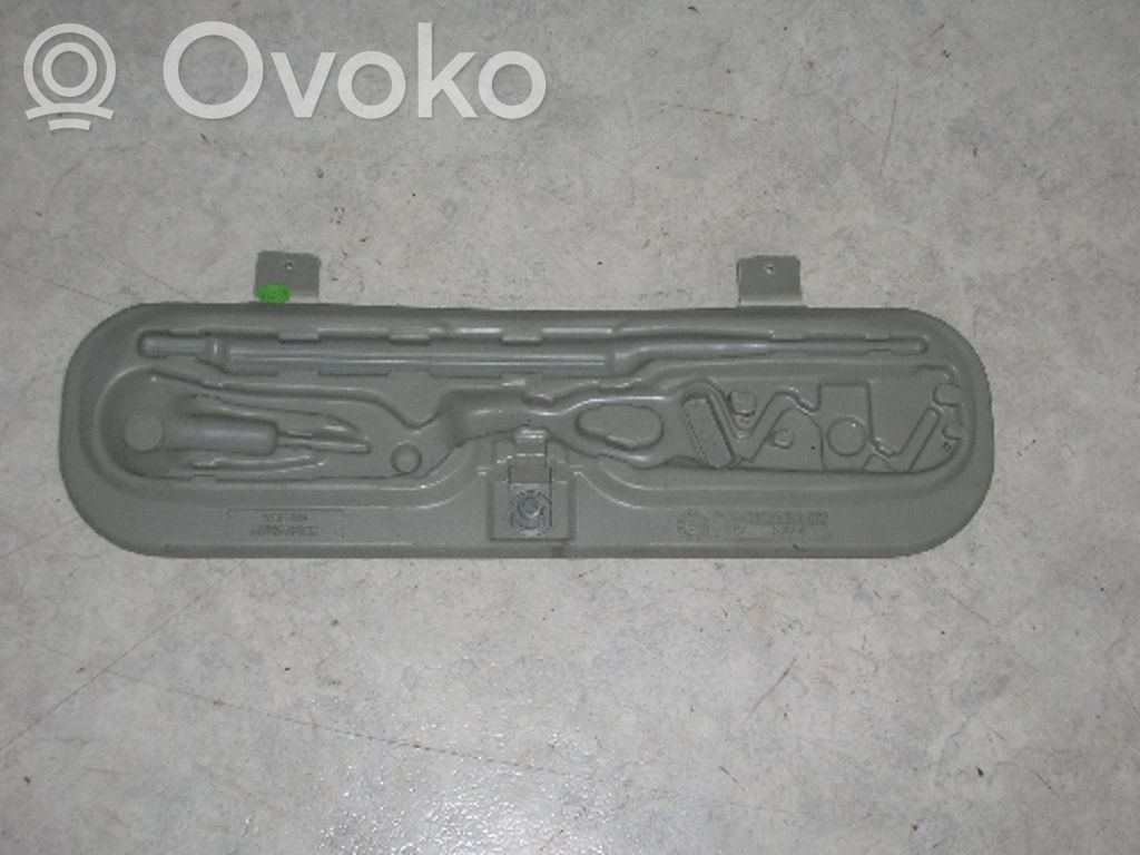 BMW 3 E36 Tool box 