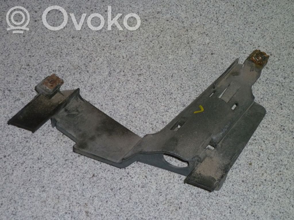 BMW 3 E46 Headlight/headlamp mounting bracket 