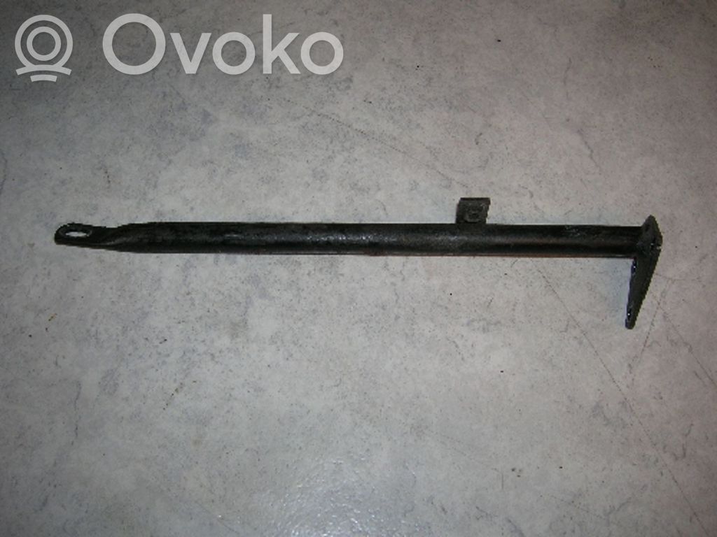 Intercooler pipe mounting bracket   11611278747,11611278747