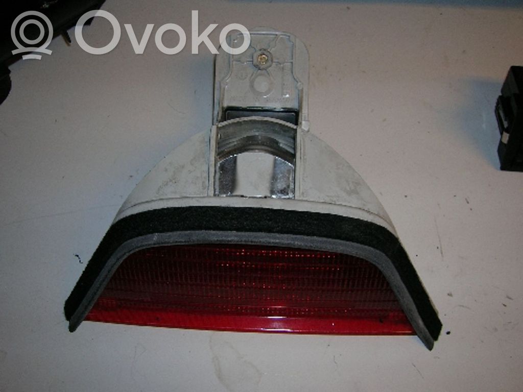 BMW 5 E39 Third/center stoplight 