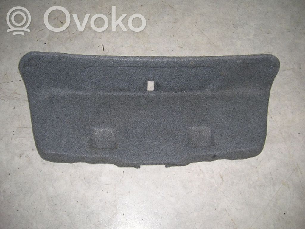 BMW 3 E46 Poszycie klapy tylnej bagażnika i inne elementy 