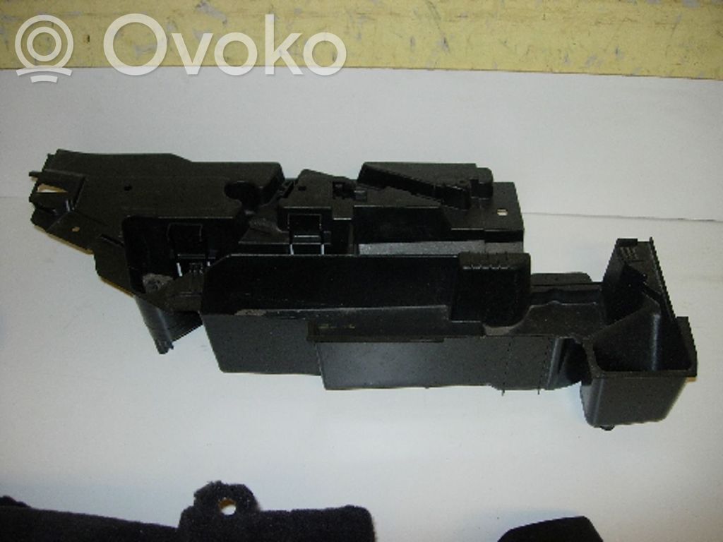 BMW 3 E46 Tool box 