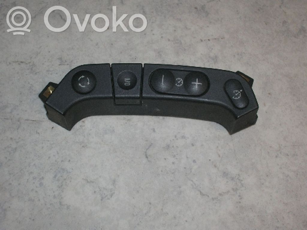 BMW 5 E34 Cruise control switch 