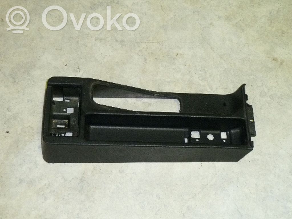 BMW 3 E36 Centrālā konsole 