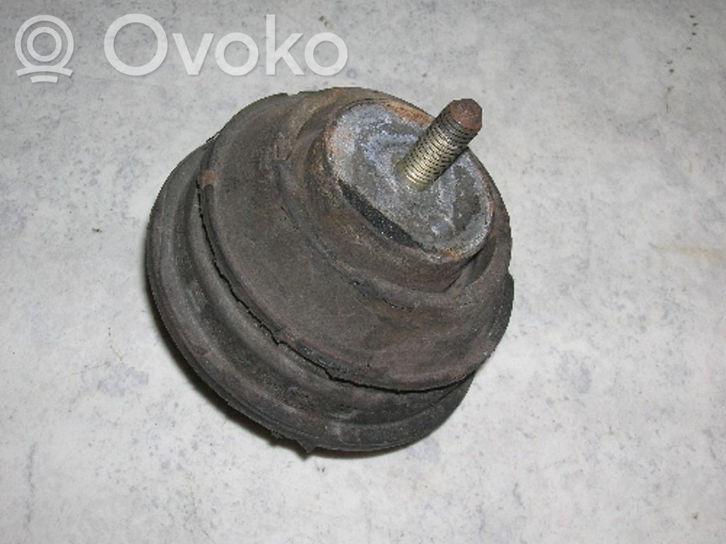 Engine mounting bracket   11811139883,11811139883