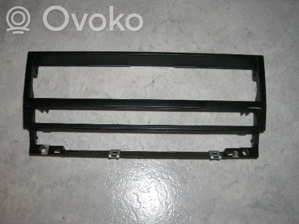 BMW 5 E39 Centrālā konsole 