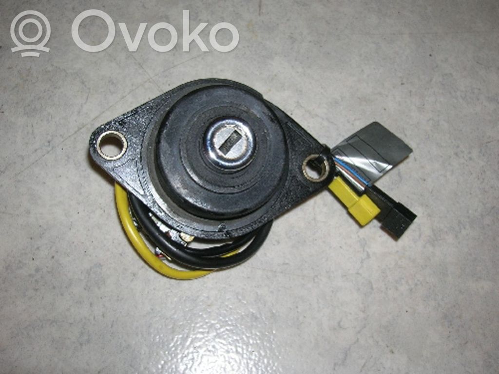 BMW 7 E38 Tailgate/trunk/boot lock/catch/latch 