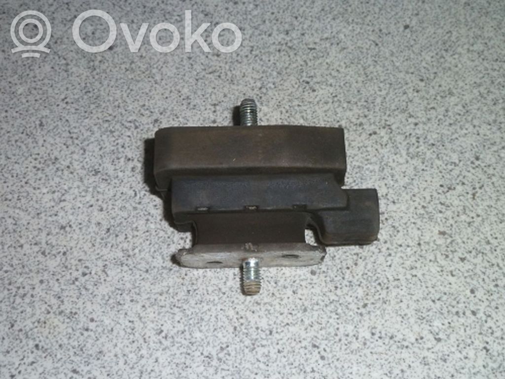 BMW 5 E60 E61 Pārnesumkārbas spilvens 
