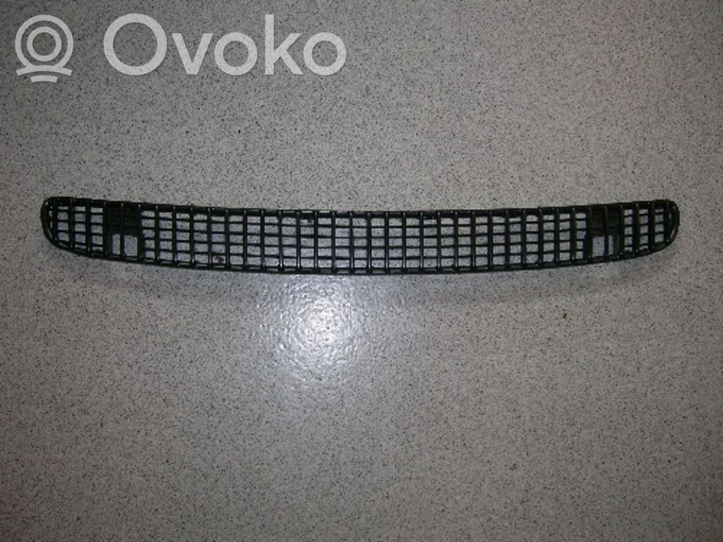 BMW 3 E46 Engine hood trim 
