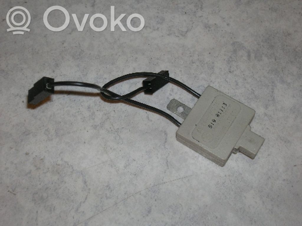 BMW 5 E34 Antenos stiprintuvas 