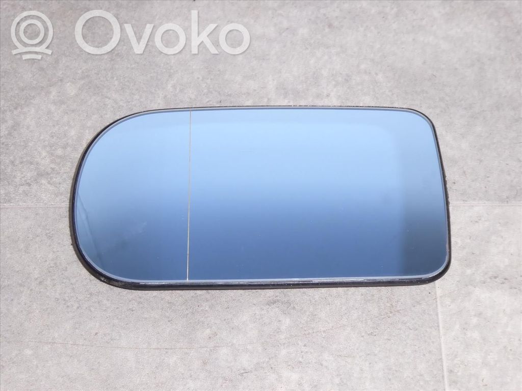 BMW 7 E38 Spoguļa stikls 